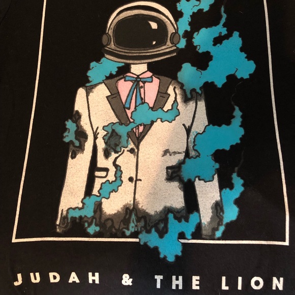 Judah and the Lion (band) tee - Picture 1 of 3